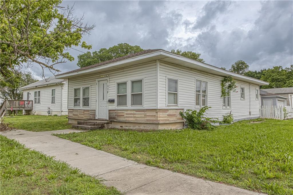 Listing Photo MLS #HMS2604950
