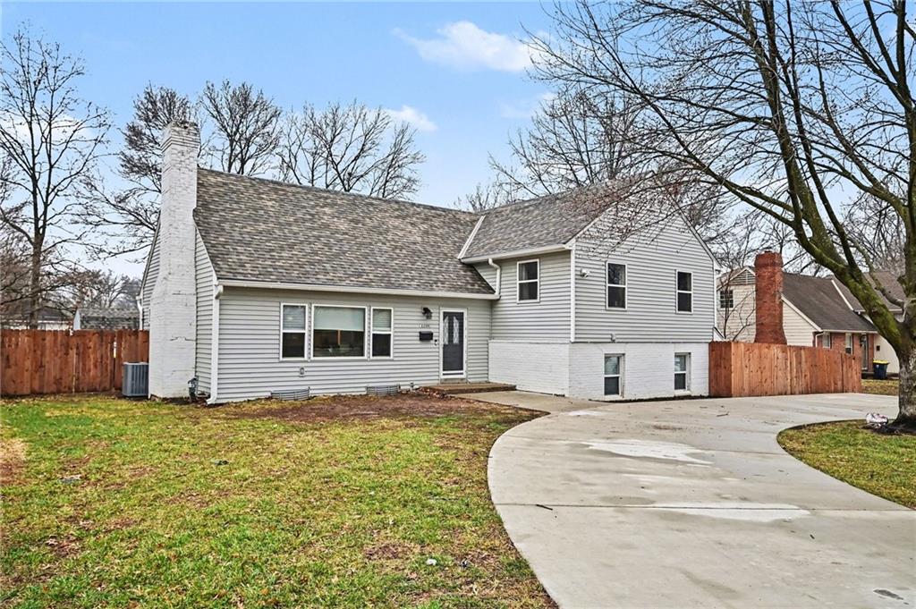 Listing Photo MLS #HMS2604988