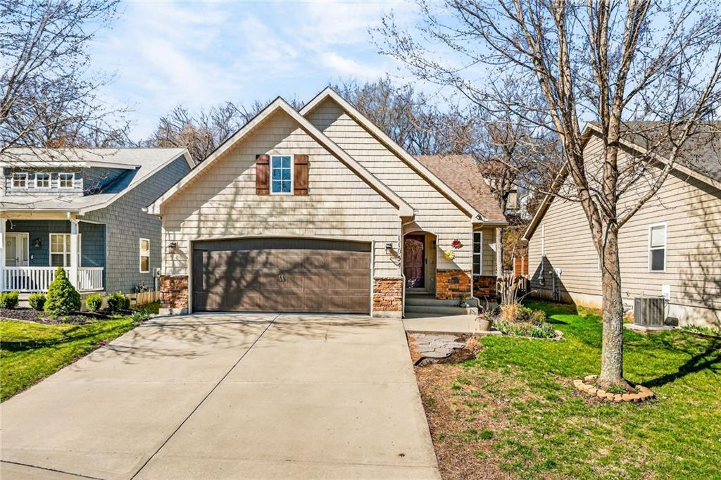 Listing Photo MLS #HMS2605001