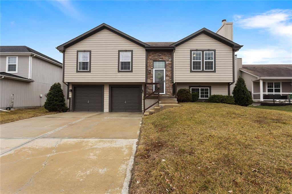 Listing Photo MLS #HMS2605087