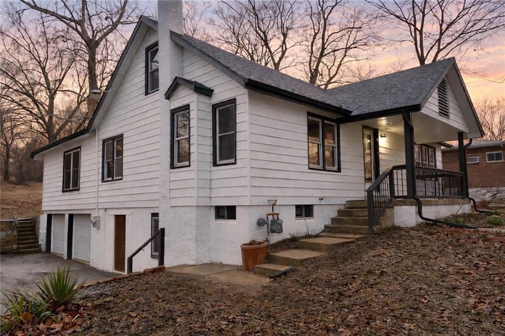 Listing Photo MLS #HMS2605150