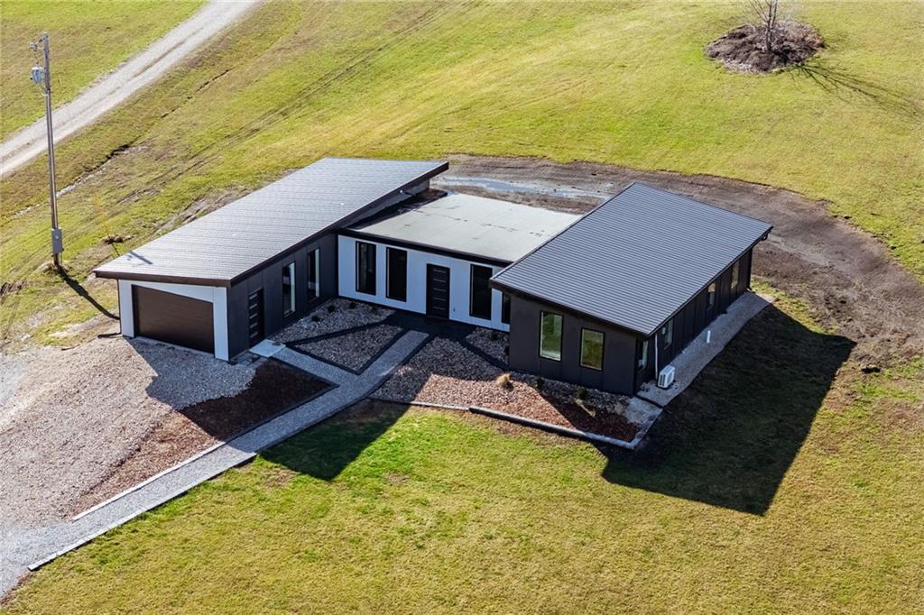 Listing Photo MLS #HMS2605418