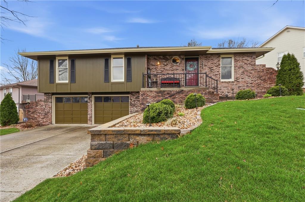 Listing Photo MLS #HMS2606406