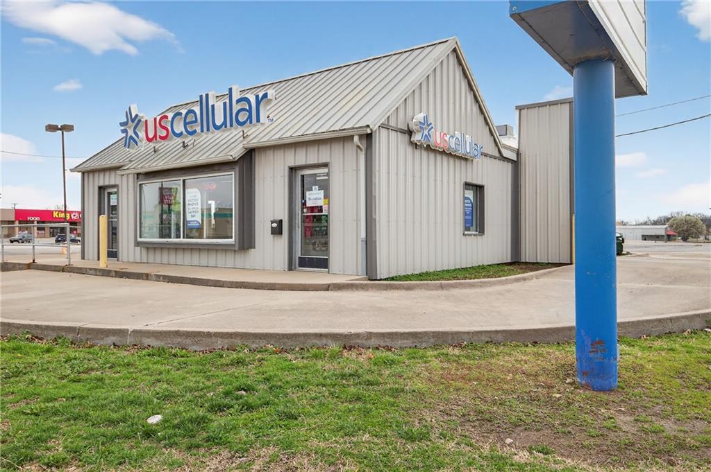 Listing Photo MLS #HMS2606438