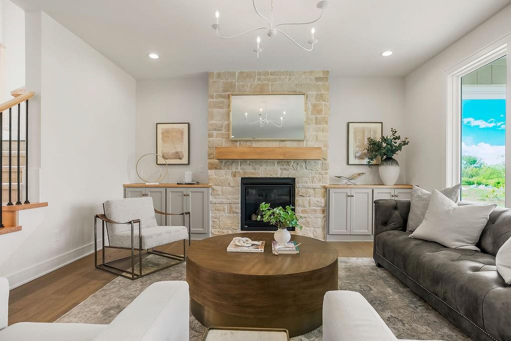 Listing Photo MLS #HMS2607425