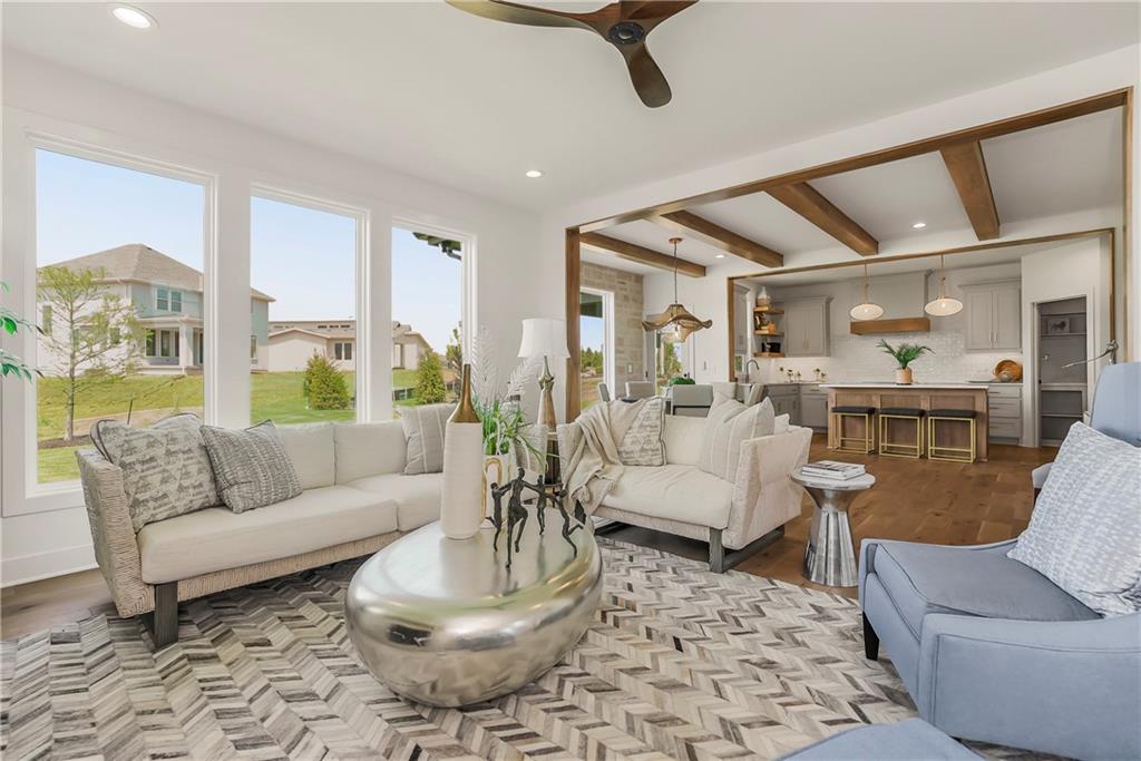 Listing Photo MLS #HMS2607435