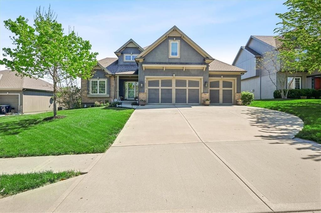 Listing Photo MLS #HMS2607553