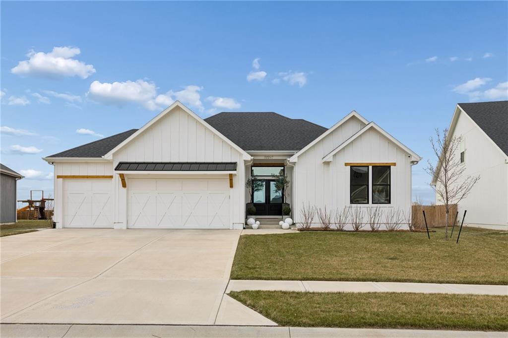 Listing Photo MLS #HMS2608665