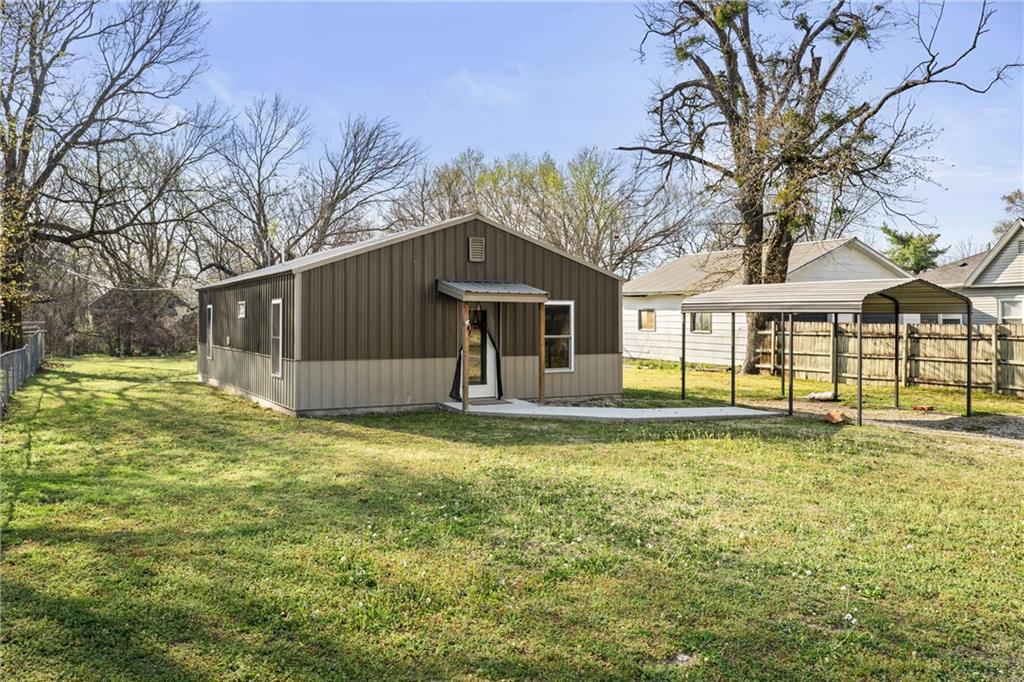 Listing Photo MLS #HMS2608721