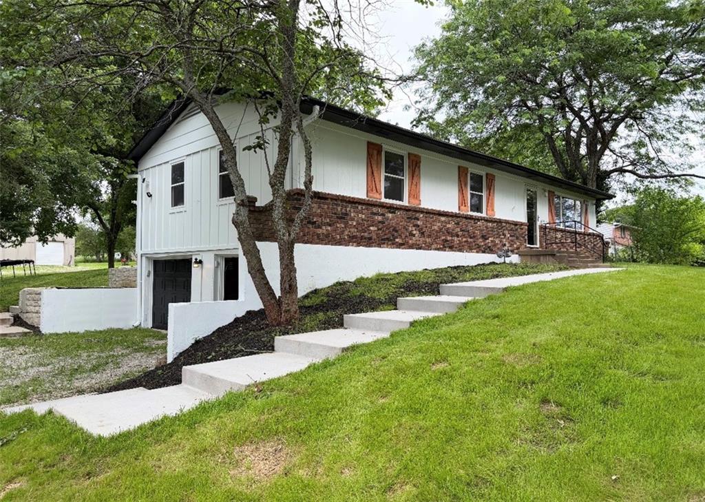Listing Photo MLS #HMS2608957