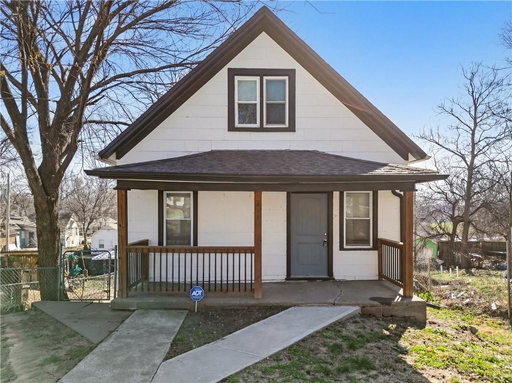 Listing Photo MLS #HMS2609095