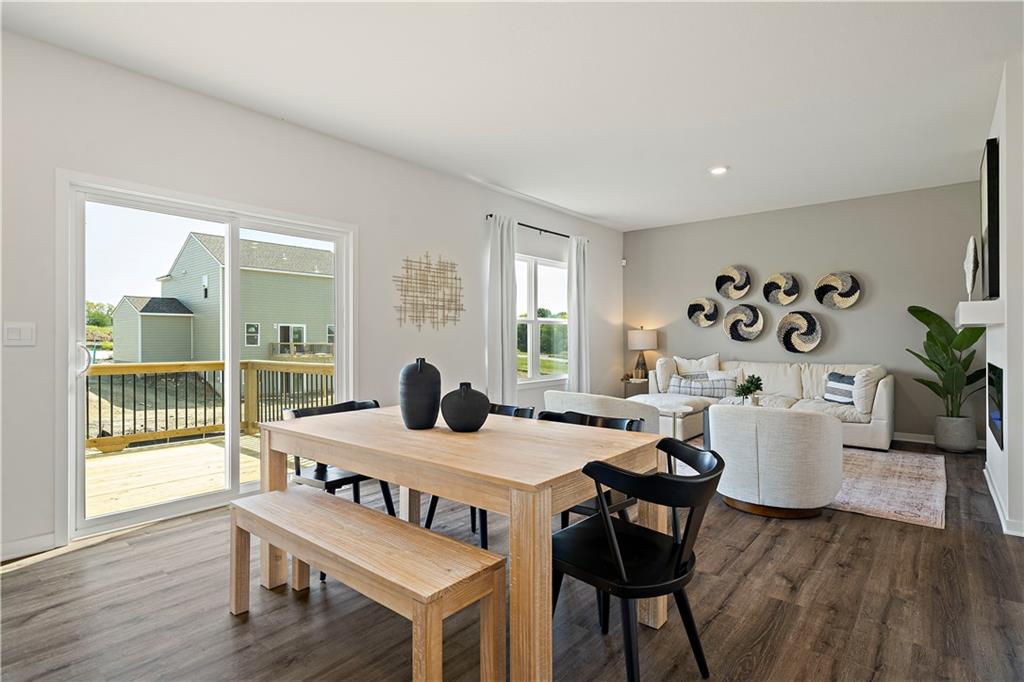 Listing Photo MLS #HMS2609299