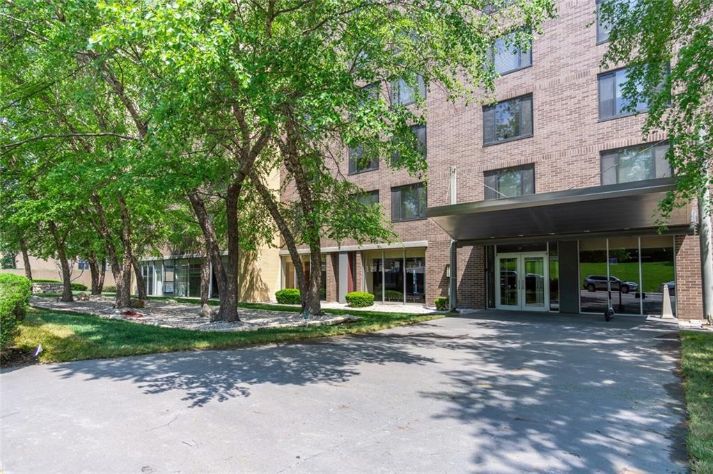 Listing Photo MLS #HMS2609392