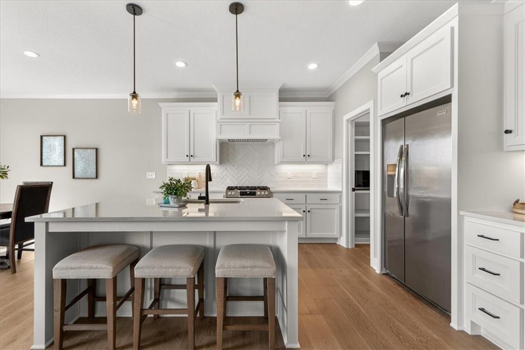 Listing Photo MLS #HMS2609517