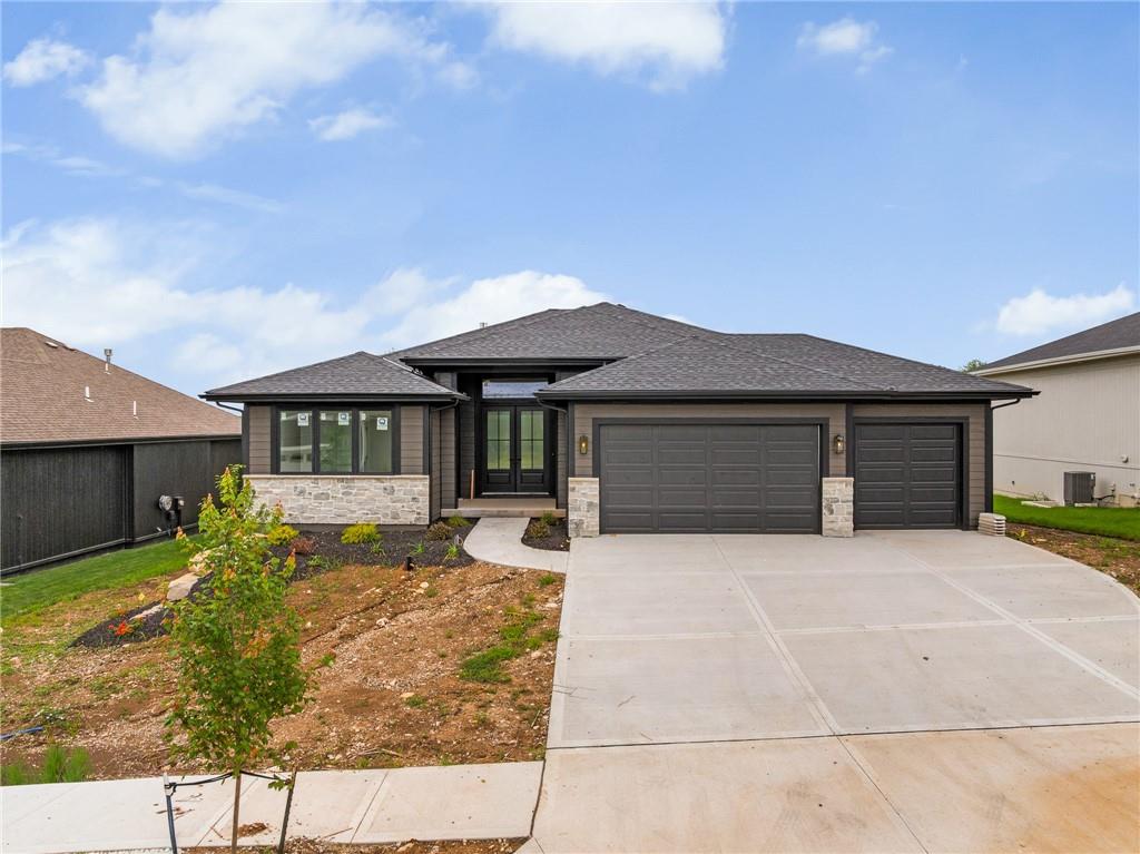 Listing Photo MLS #HMS2609607