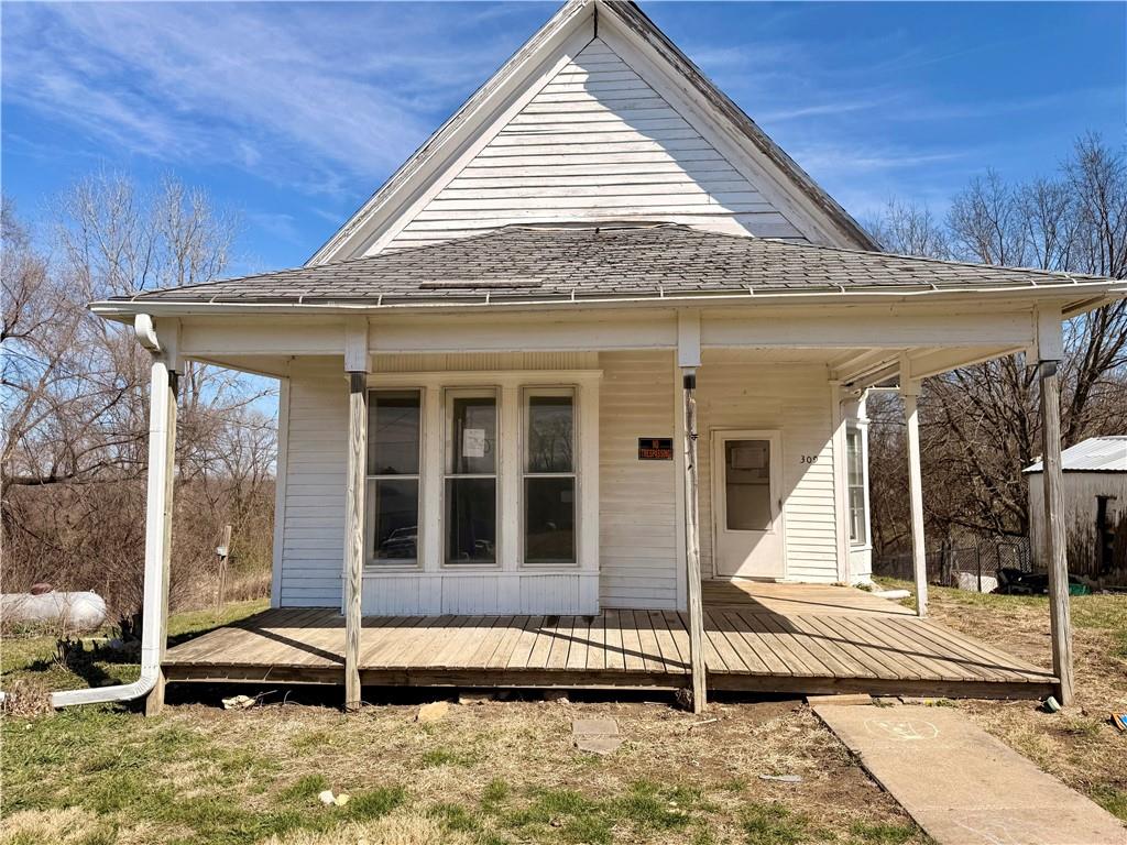Listing Photo MLS #HMS2610613