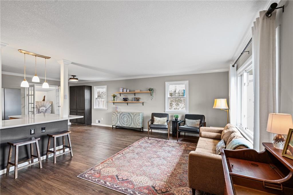Listing Photo MLS #HMS2612319
