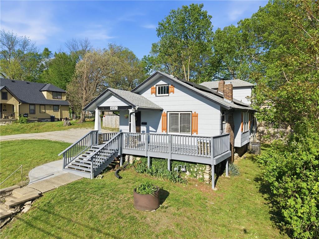 Listing Photo MLS #HMS2613448