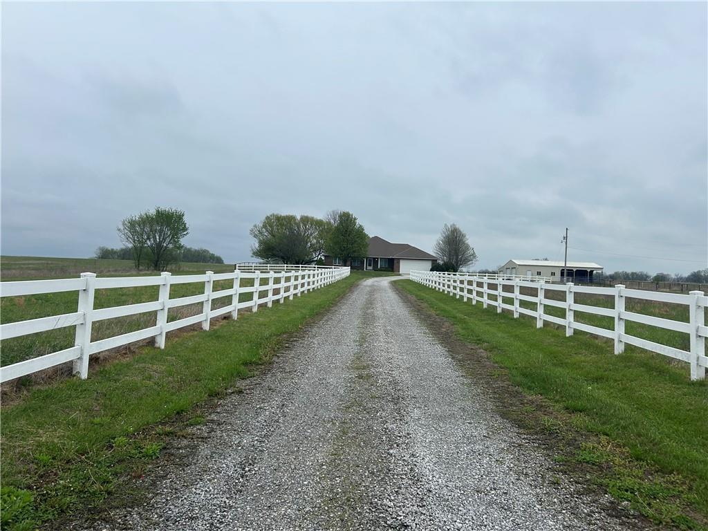 Listing Photo MLS #HMS2613676