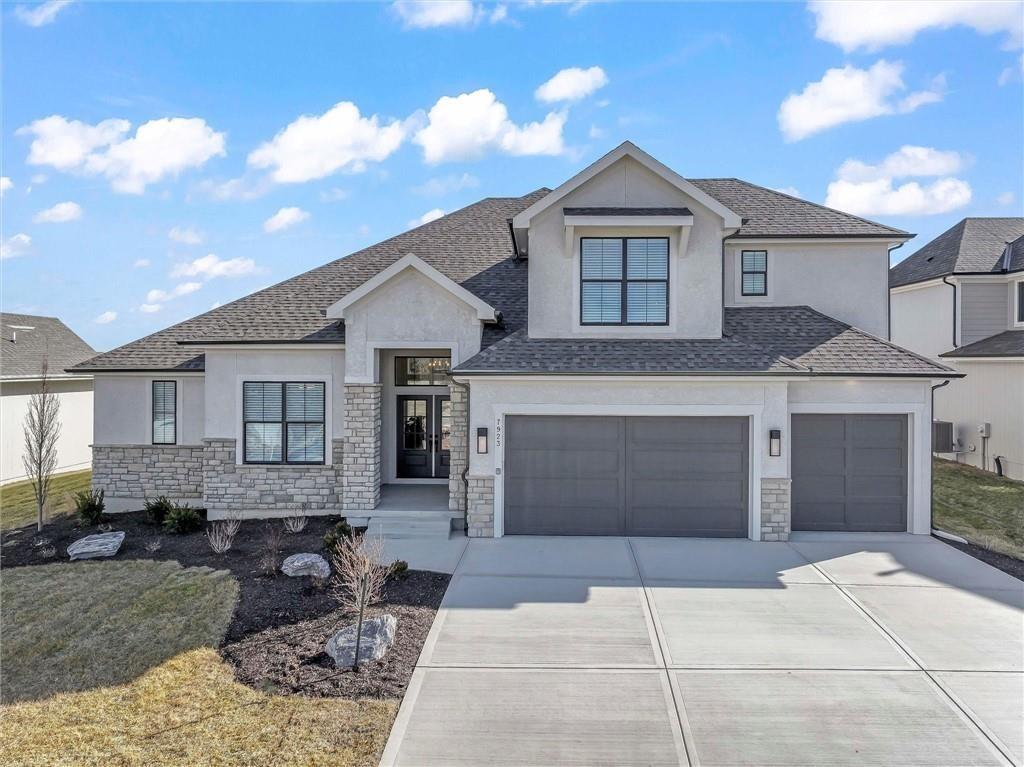 Listing Photo MLS #HMS2613832