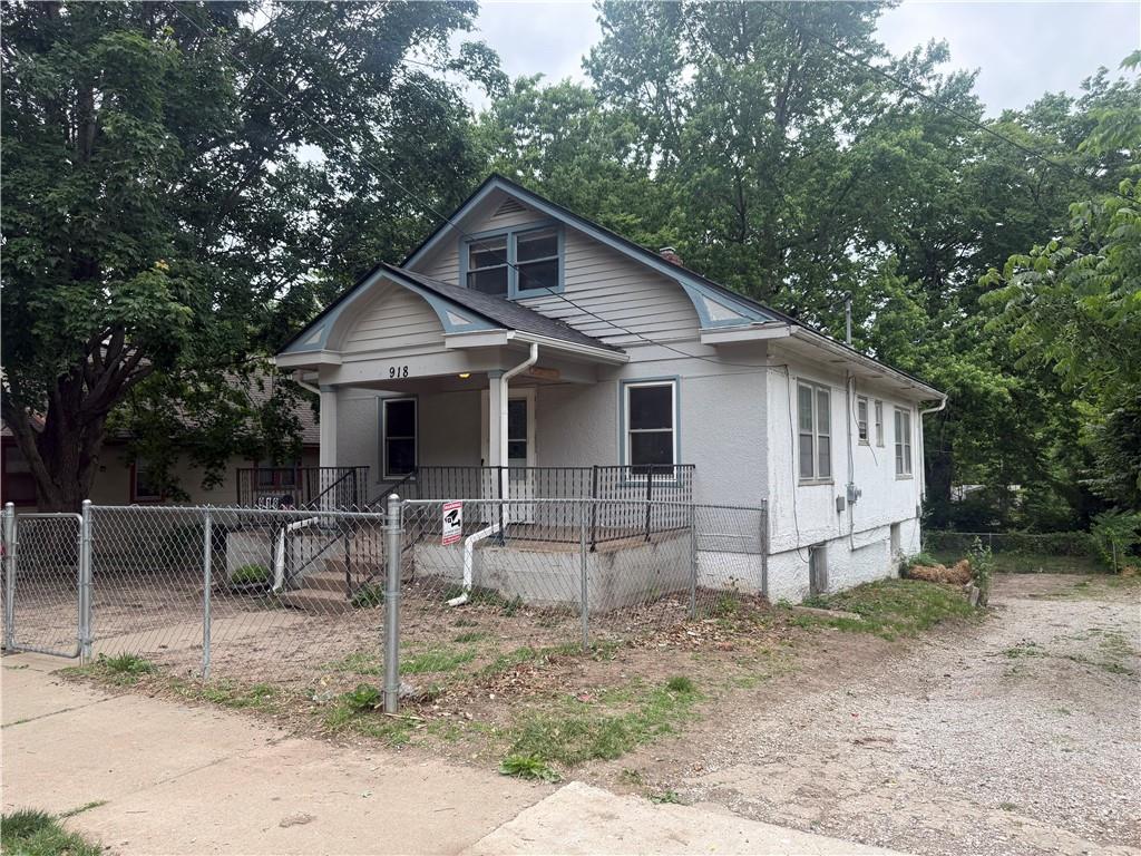 Listing Photo MLS #HMS2613835