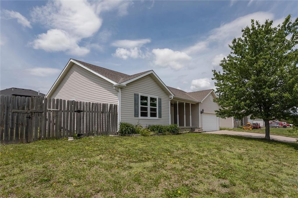 Listing Photo MLS #HMS2614372