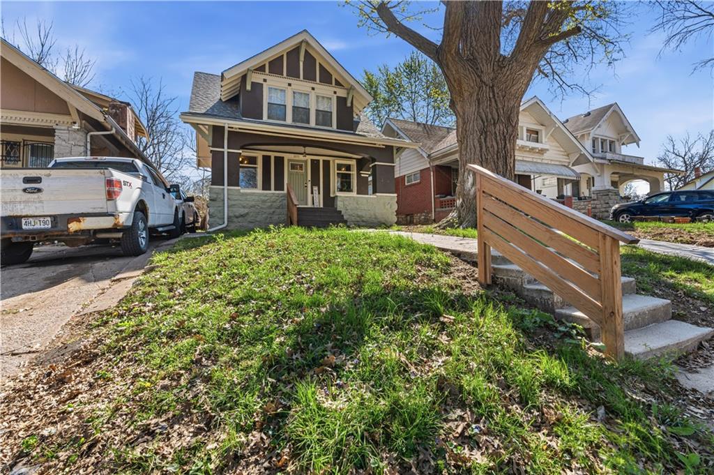 Listing Photo MLS #HMS2614408