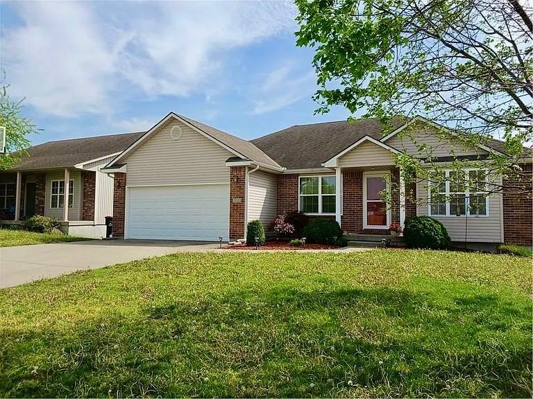 Listing Photo MLS #HMS2614442