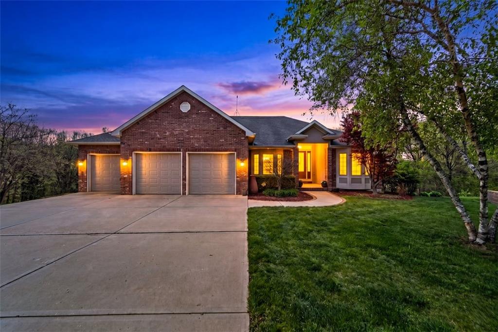 Listing Photo MLS #HMS2614570