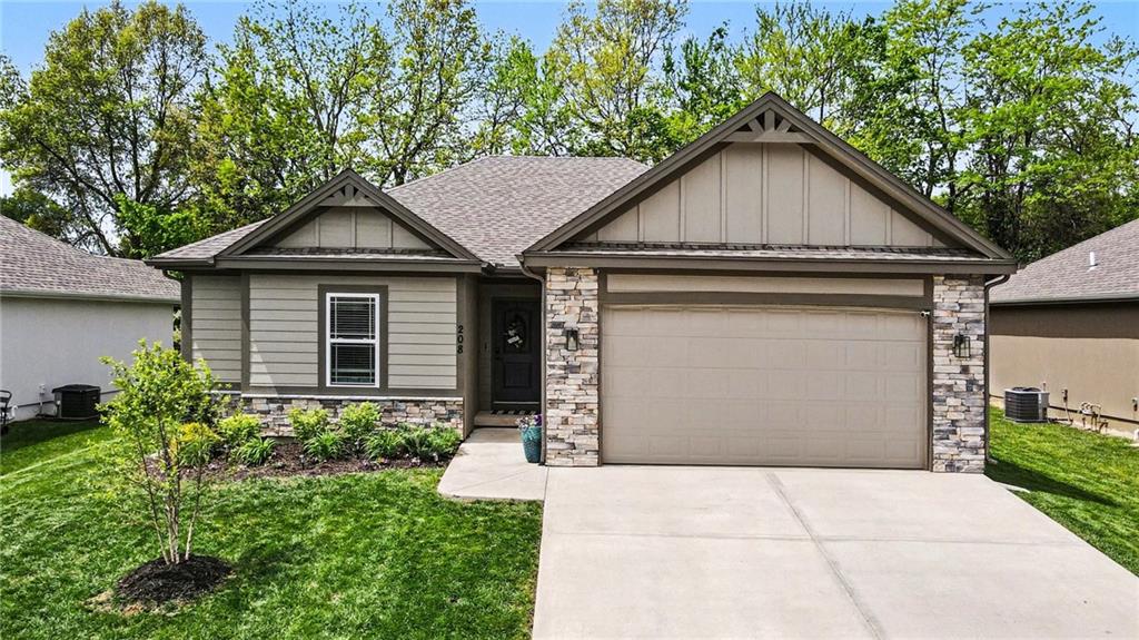 Listing Photo MLS #HMS2614776