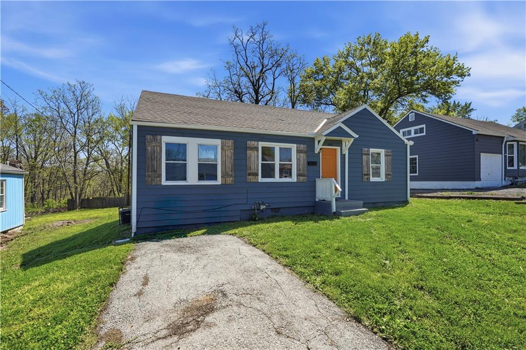 Listing Photo MLS #HMS2615241