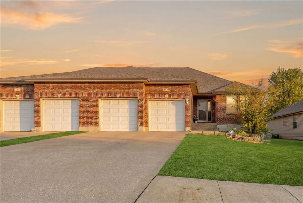 Listing Photo MLS #HMS2615245