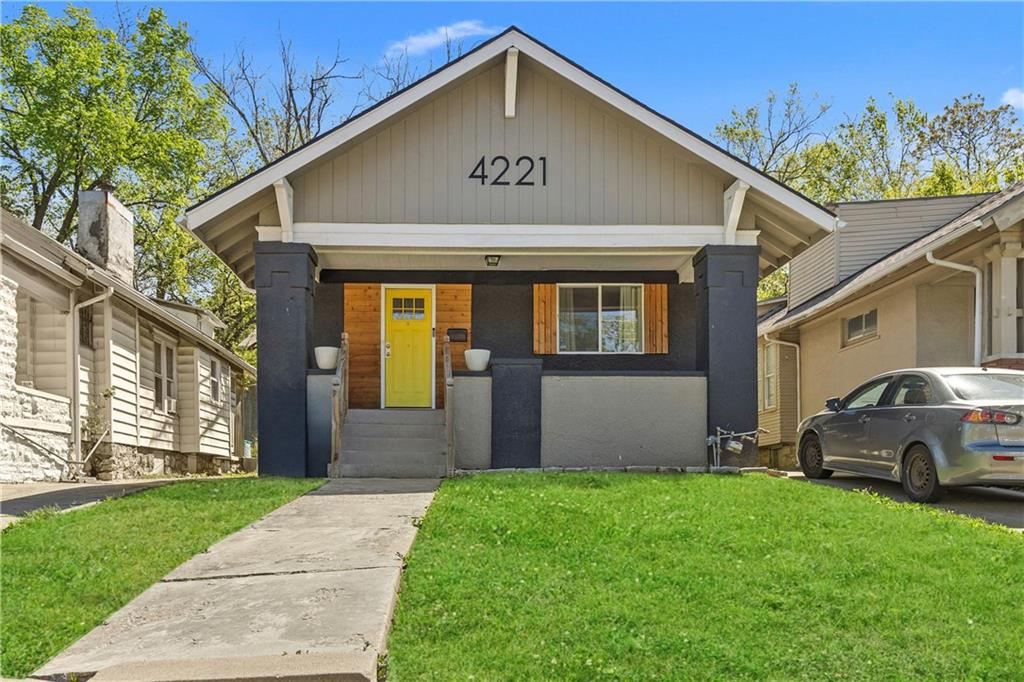 Listing Photo MLS #HMS2615527