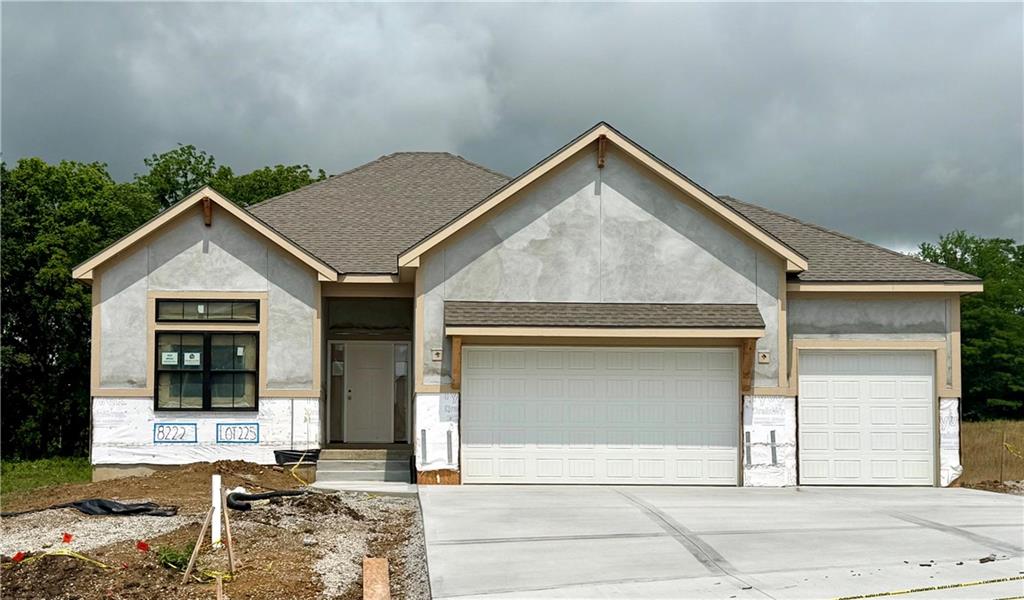 Listing Photo MLS #HMS2615935