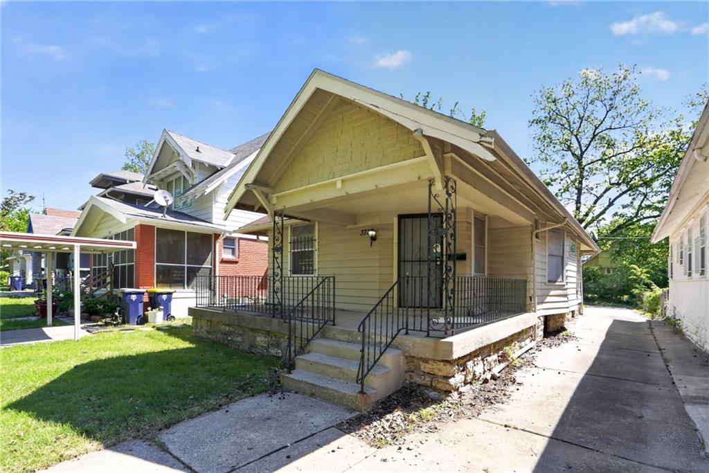 Listing Photo MLS #HMS2616228