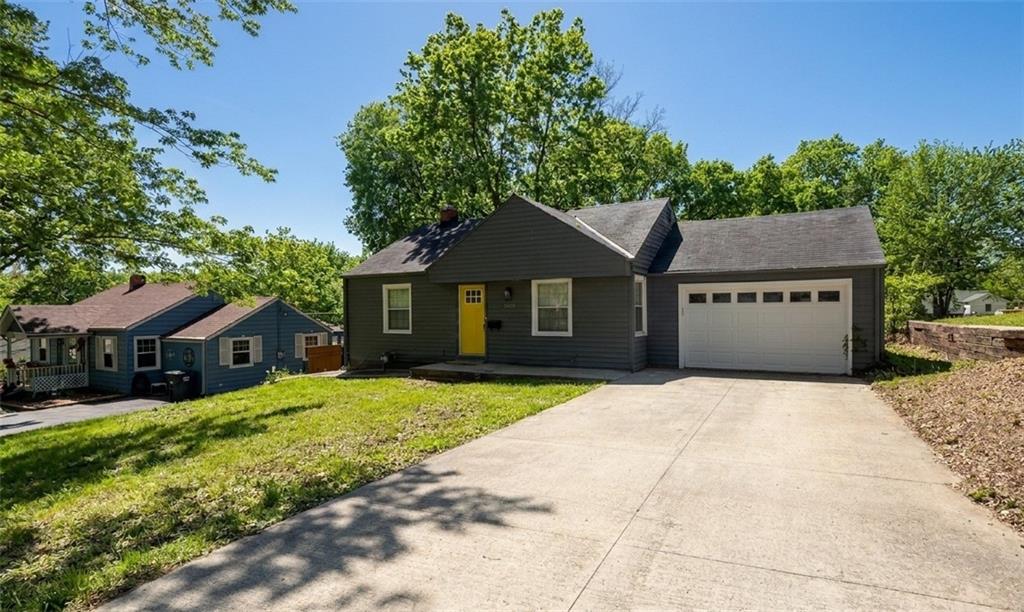 Listing Photo MLS #HMS2616258