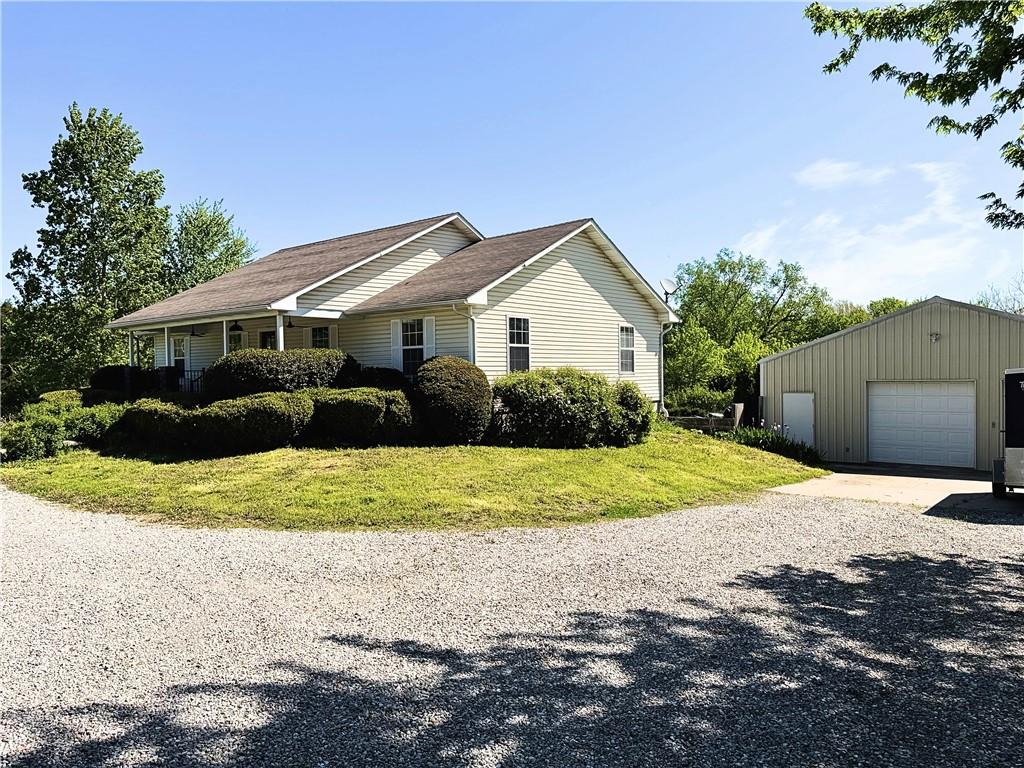Listing Photo MLS #HMS2616416