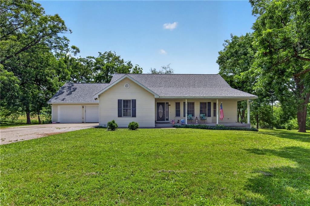 Listing Photo MLS #HMS2617197