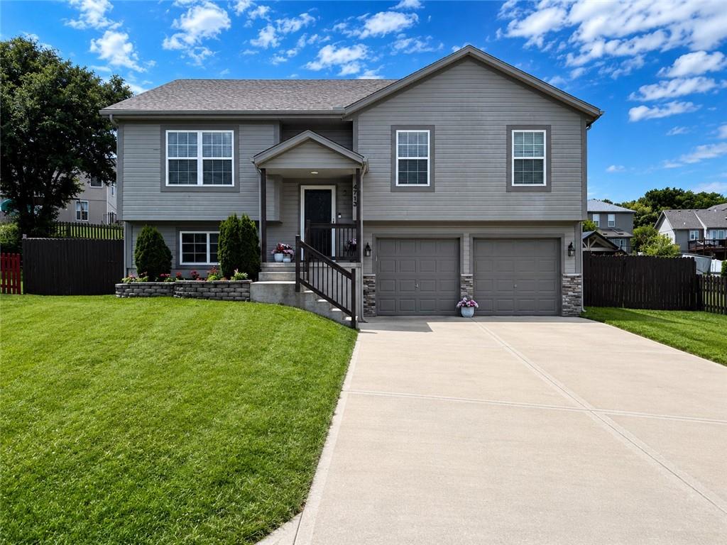 Listing Photo MLS #HMS2621024
