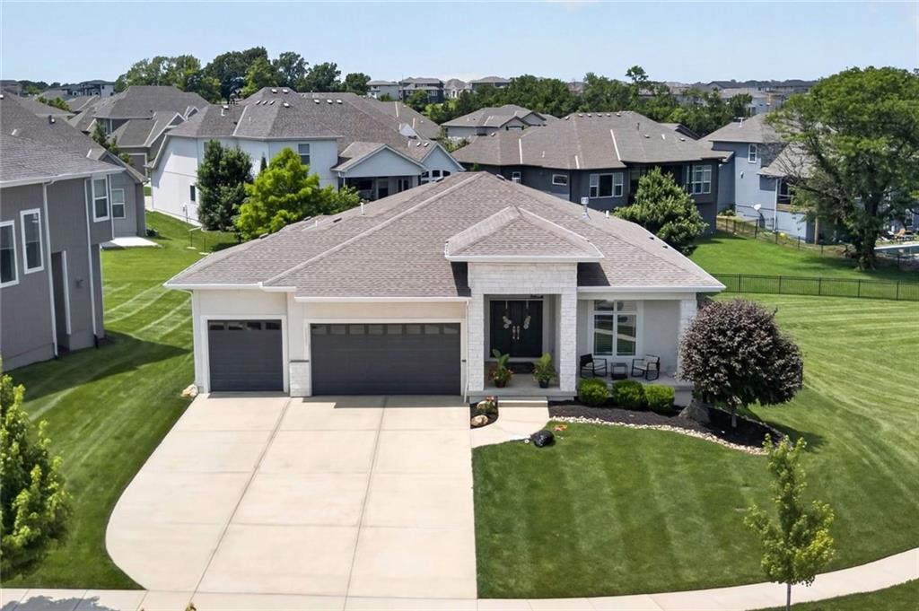 Listing Photo MLS #HMS2621507