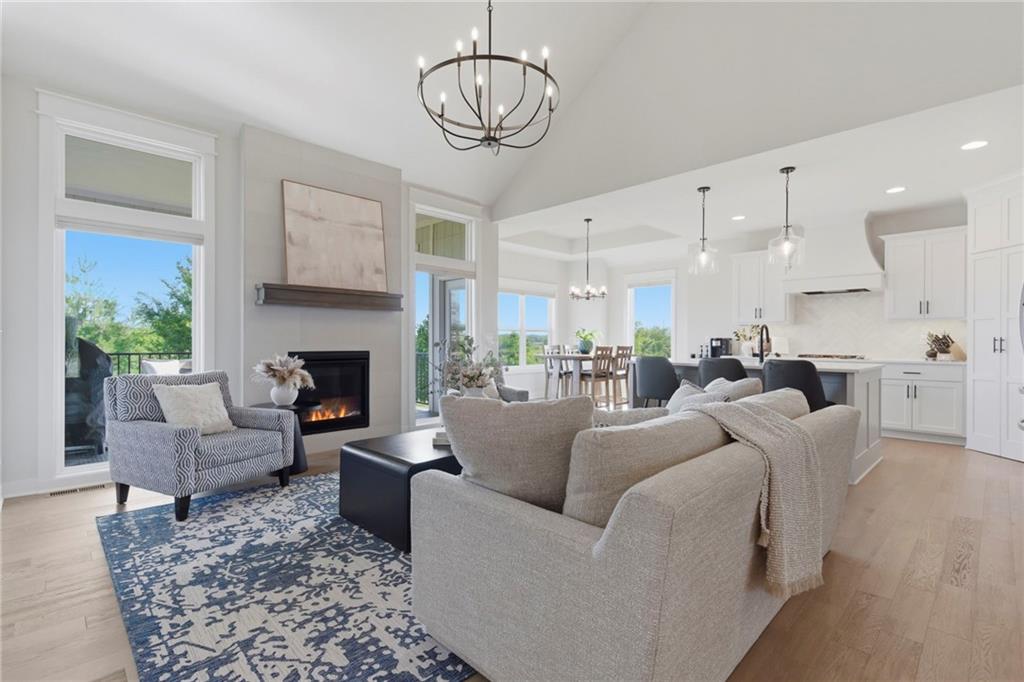 Listing Photo MLS #HMS2623331
