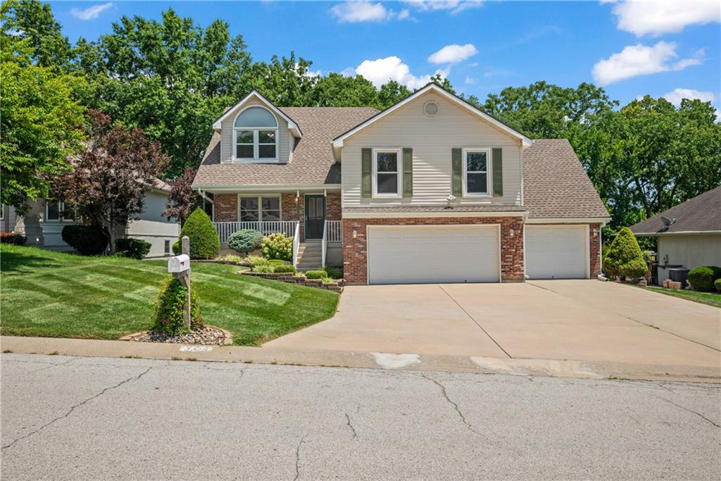 Listing Photo MLS #HMS2624071