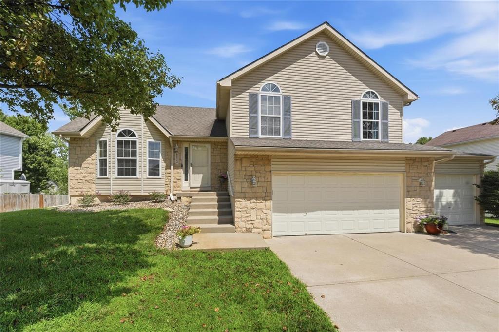 Listing Photo MLS #HMS2624085