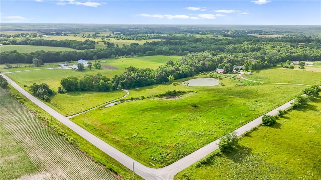 Listing Photo MLS #HMS2624616