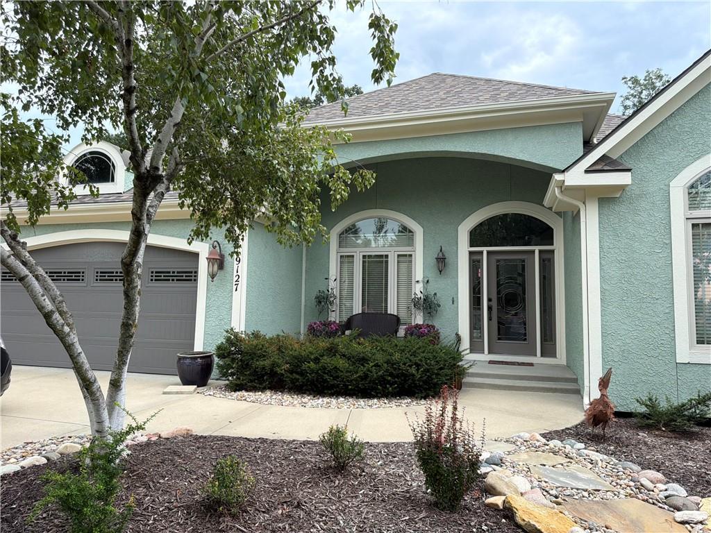 Listing Photo MLS #HMS2624923