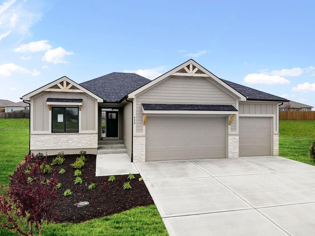 Listing Photo MLS #HMS2625066