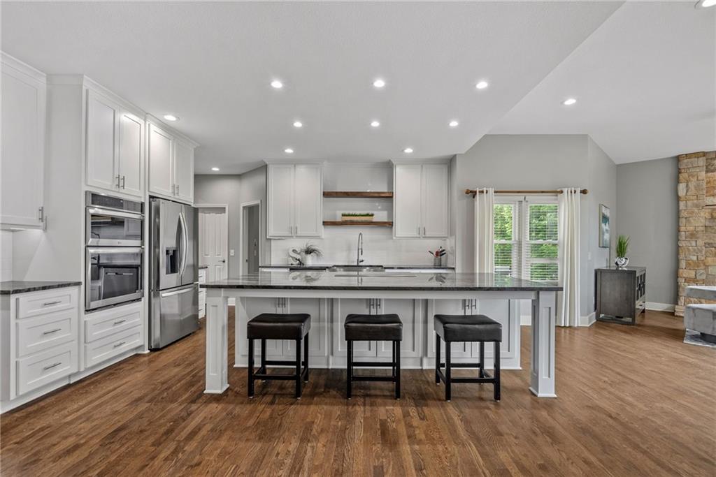 Listing Photo MLS #HMS2625654