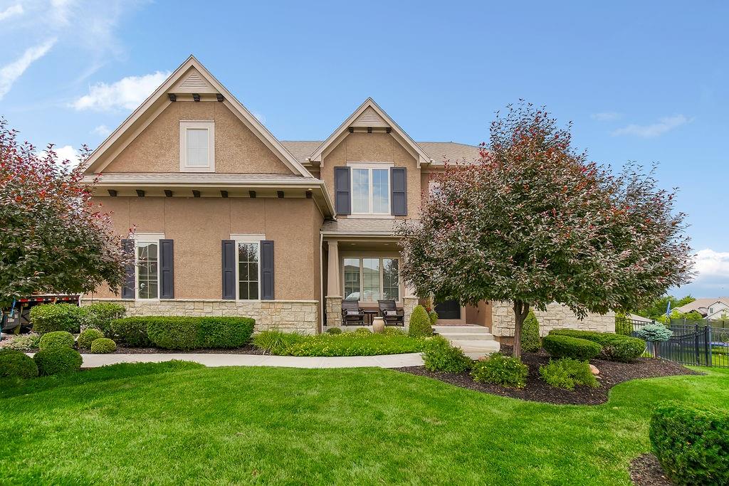 Listing Photo MLS #HMS2625726