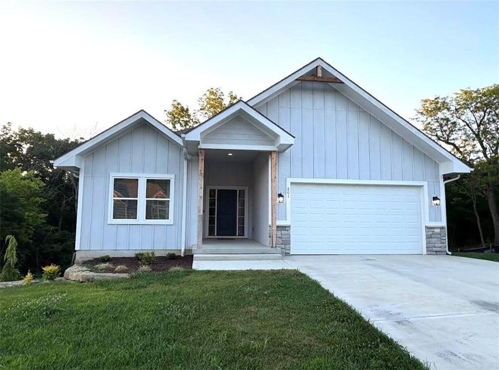 Listing Photo MLS #HMS2626093