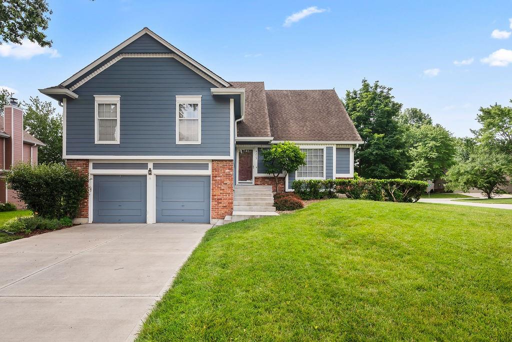Listing Photo MLS #HMS2626284